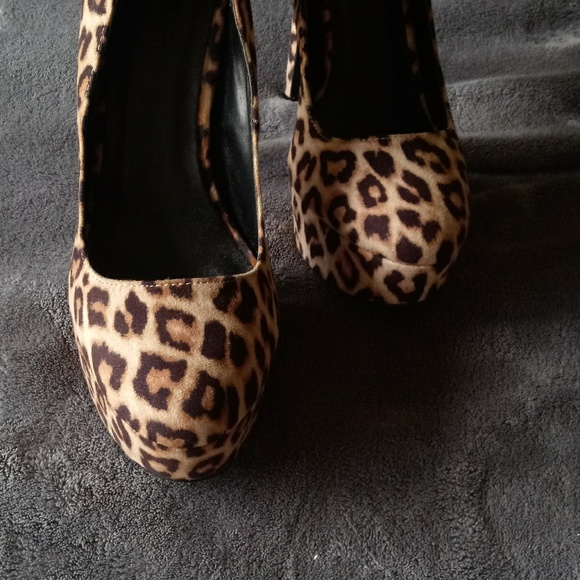 Leopard print heels - Picture 4 of 5